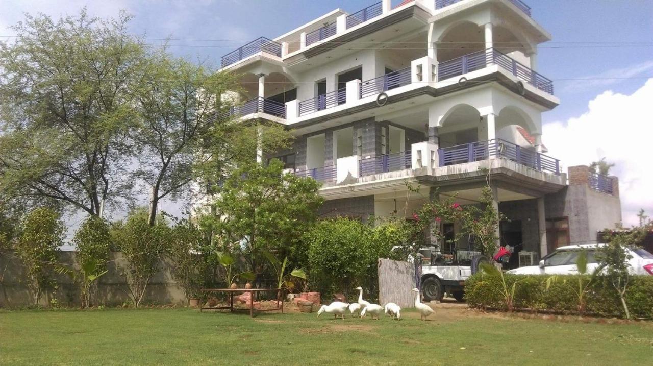 Ibishouse Farm Stay Bharatpur Eksteriør billede